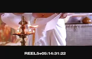 செக்ஸ் ஆபாச அவரது மார்பளவு வகுப்பு தோழரின் வருகையை வெற்றிகரமாகப் பார்த்தார்