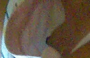 செக்ஸ் ஆபாச குளியலறையில் மெல்லிய பெண் தன் ஆடைகளை கழற்றி சுயஇன்பம் செய்தாள்