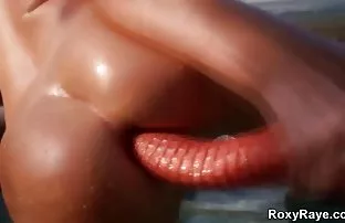 செக்ஸ் ஆபாச ரஷ்ய மாணவர் ஒரு ச una னாவில் BDSM கூறுகளைக் கொண்ட கடினமான குதத்தைப் பற்றி பயப்படுவதில்லை